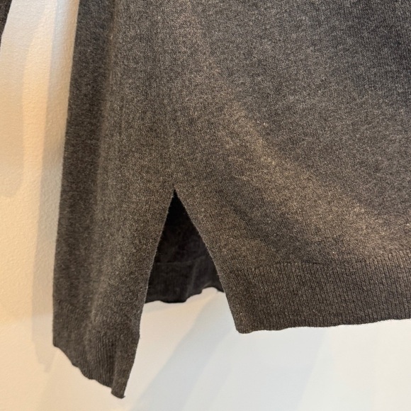 Elle Charcoal Gray Women's Sweater Size Large - Picture 2 of 9